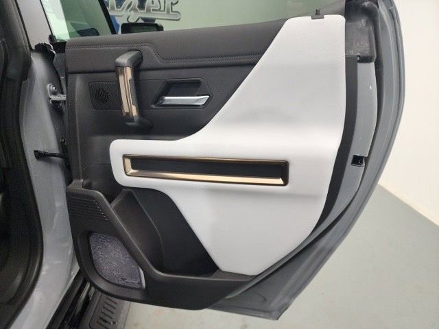 New 2025 GMC Hummer EV 3X AWD/4WD image 24
