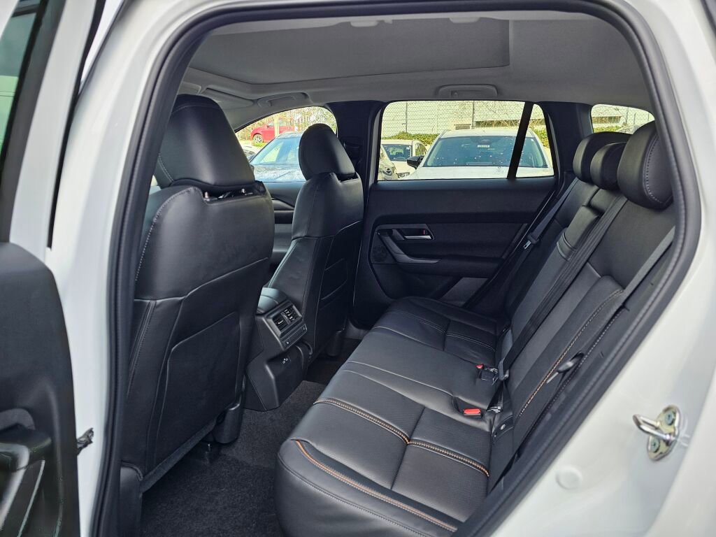 New 2025 MAZDA CX-50 AWD 2.5 Turbo w/ Premium Pkg image 17