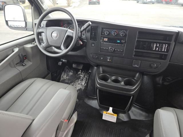 New 2026 GMC Savana 2500 Work Van w/ Enhanced Convenience Package image 26