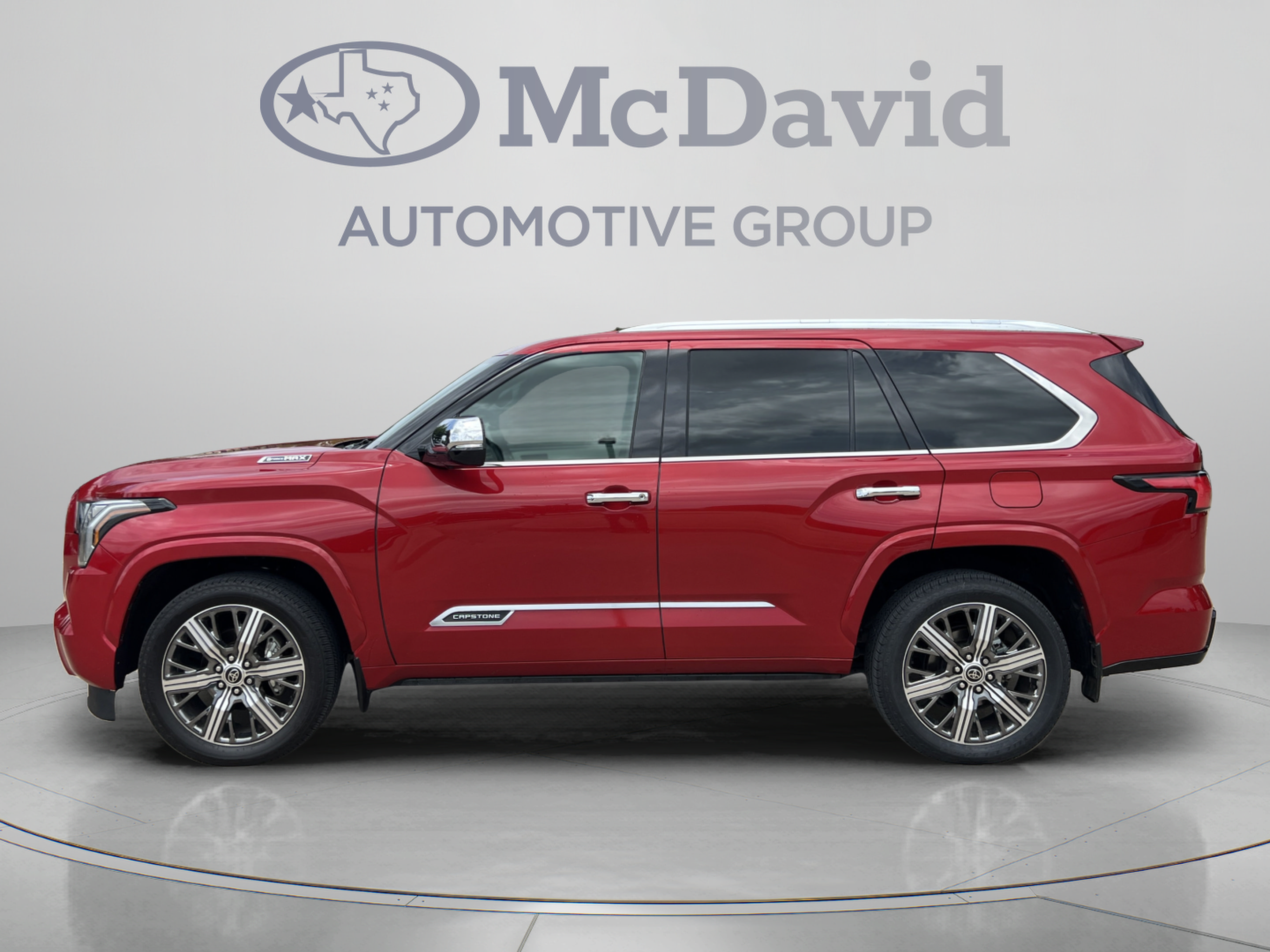 Used 2023 Toyota Sequoia Capstone RWD image 4