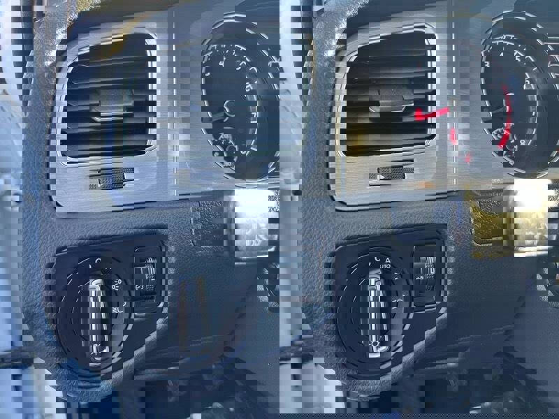 Used 2017 Volkswagen Golf Wolfsburg Edition image 26