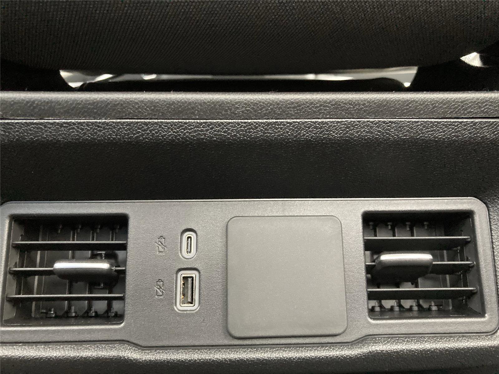 New 2026 Chevrolet Silverado 1500 Custom w/ LPO, Dark Essentials Package image 17