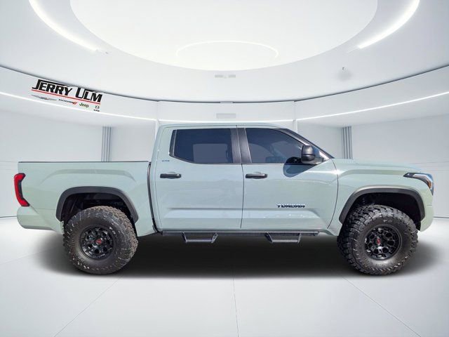 Used 2025 Toyota Tundra SR5 AWD/4WD image 2