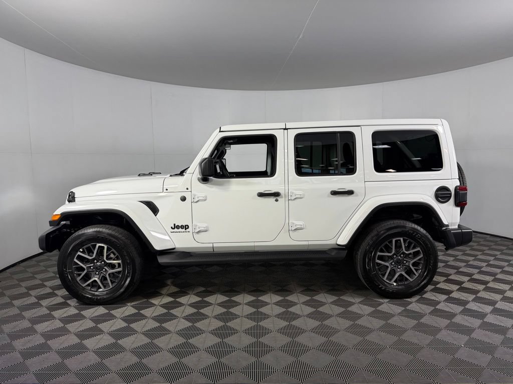 Certified 2026 Jeep Wrangler Unlimited Sahara AWD/4WD image 9