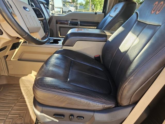 Used 2015 Ford F250 King Ranch w/ FX4 Off-Road Package image 39
