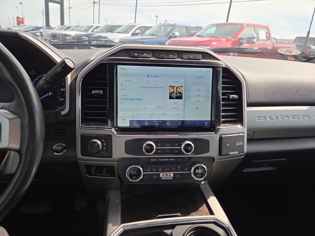 Used 2022 Ford F350 Lariat w/ Lariat Ultimate Package image 17
