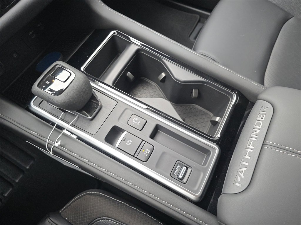 New 2026 Nissan Pathfinder SL w/ Cargo Package FWD image 16