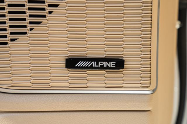 Used 2023 Jeep Grand Cherokee 4WD 4xe w/ Luxury Tech Group II image 44