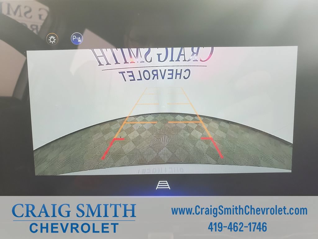 Used 2025 Chevrolet Equinox LT FWD image 24