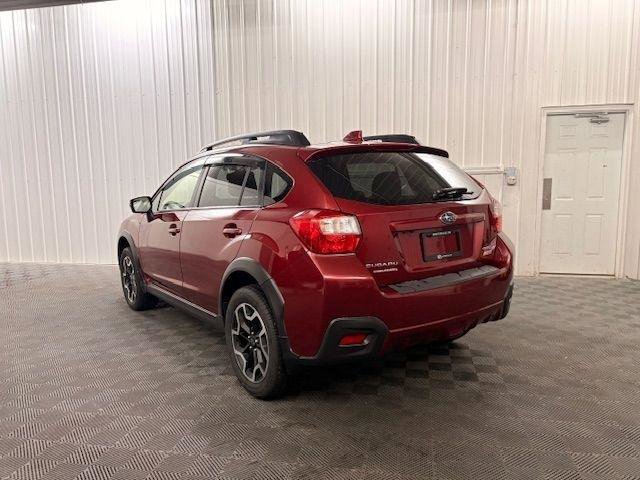 Used 2016 Subaru Crosstrek 2.0i Limited w/ Popular Package #2 AWD/4WD image 3