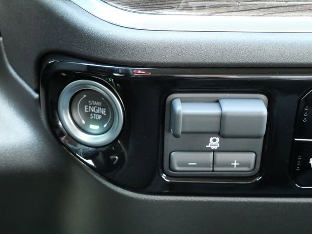 Used 2025 GMC Sierra 1500 Elevation AWD/4WD image 23