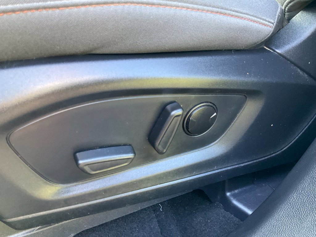 Certified 2025 Ford Explorer Active AWD/4WD image 17