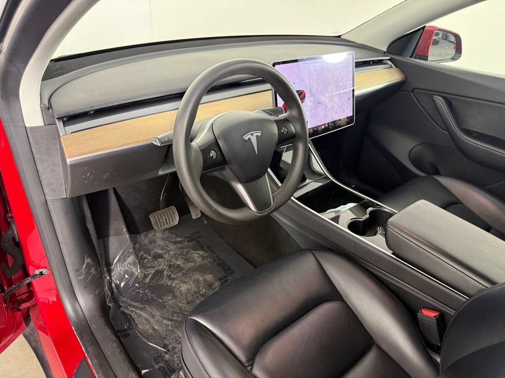 Used 2021 Tesla Model Y Long Range AWD/4WD image 22