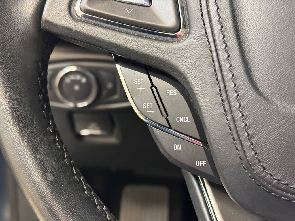 Used 2019 Lincoln MKZ Premiere image 34