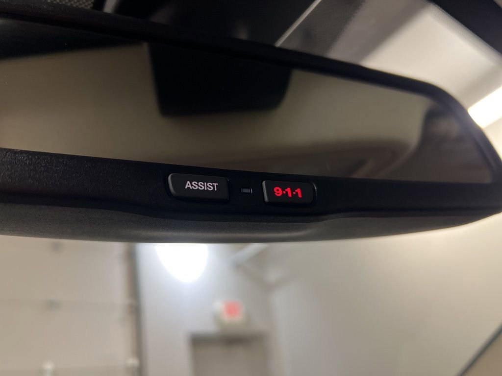 Used 2017 Chrysler 200 Limited Platinum image 22