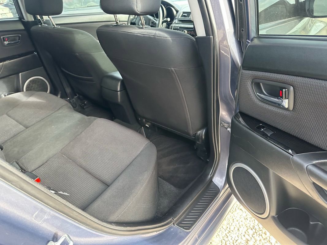 Used 2009 MAZDA MAZDA3 s Sport image 11