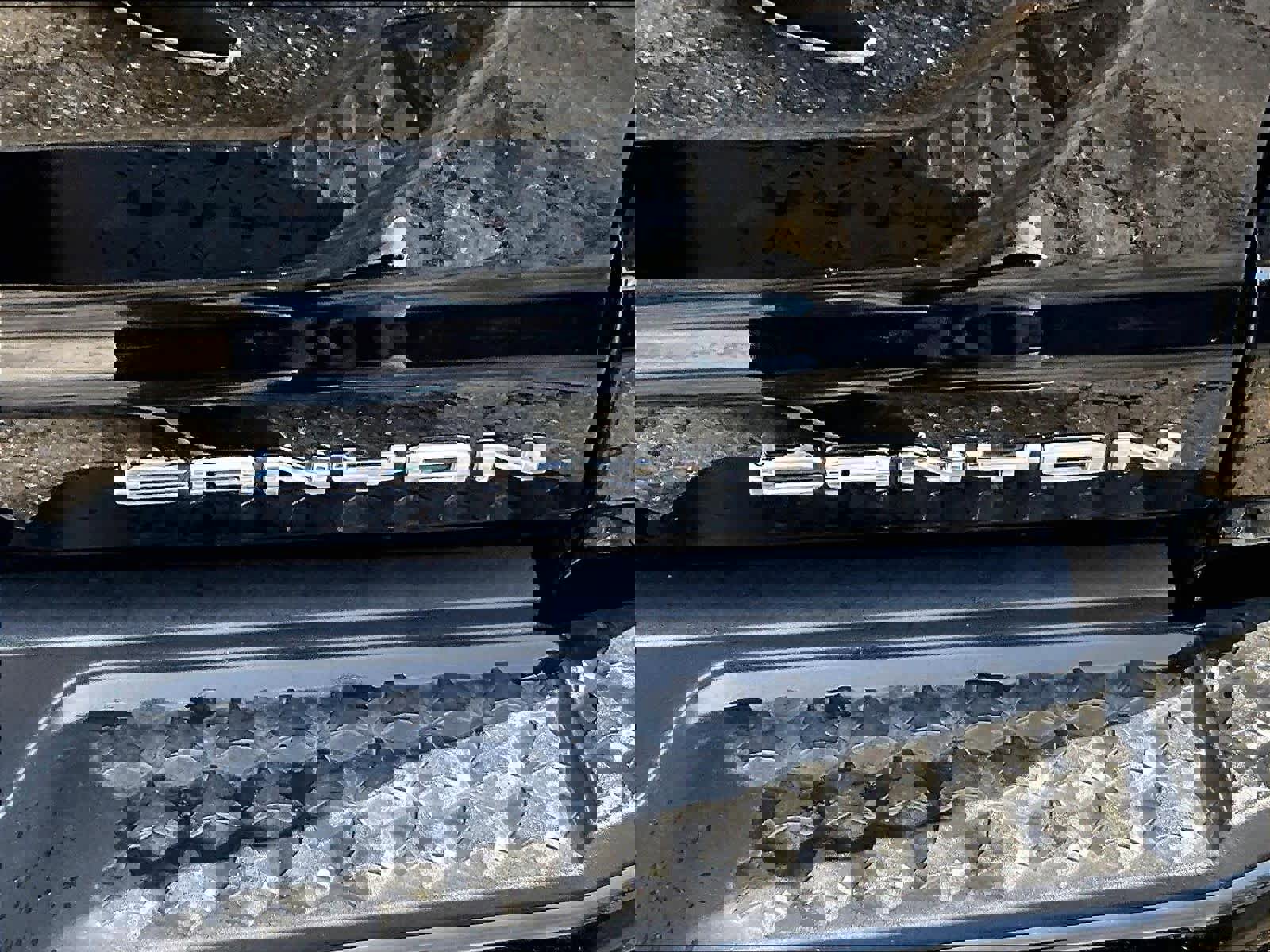 Used 2024 GMC Canyon Denali image 28