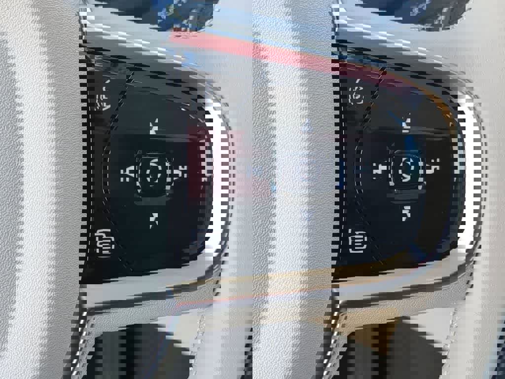 Certified 2025 Volvo XC60 T8 Core w/ Protection Package Premier image 23