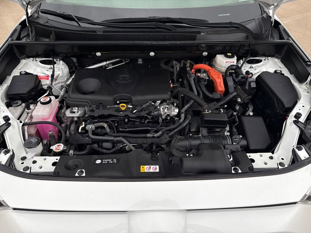 Used 2022 Toyota RAV4 XLE image 27