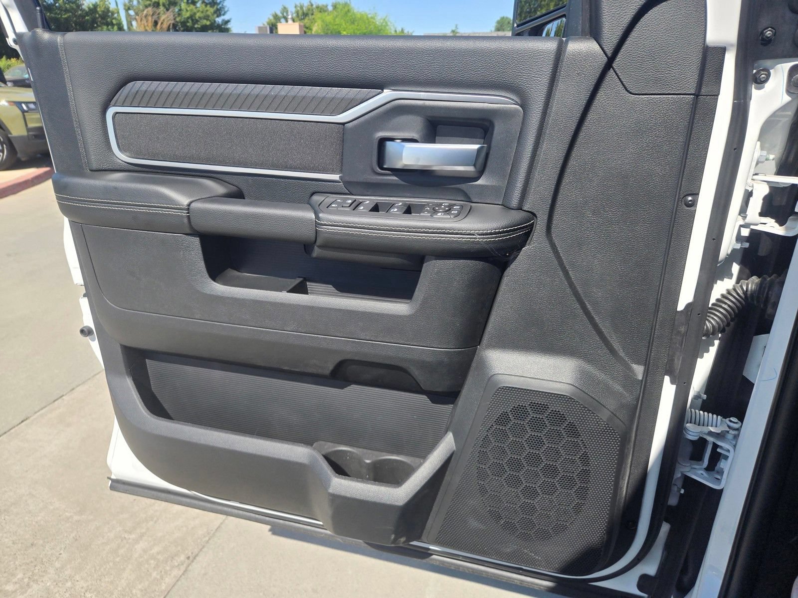 New 2026 RAM 2500 Big Horn AWD/4WD image 14