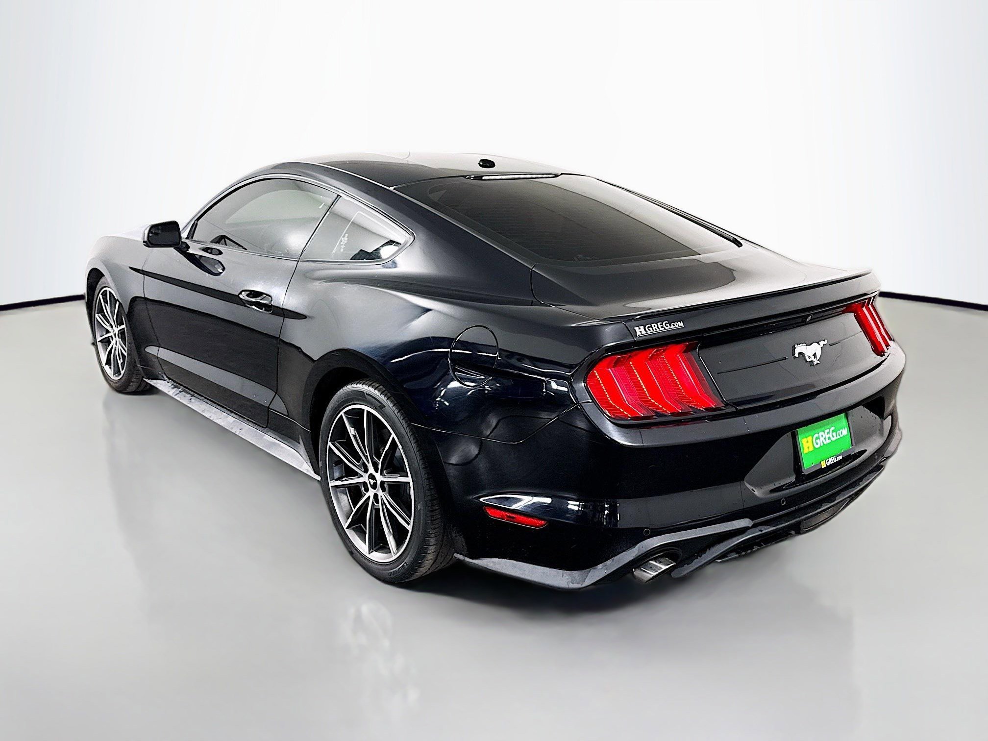 Used 2018 Ford Mustang EcoBoost w/ Equipment Group 101A image 7
