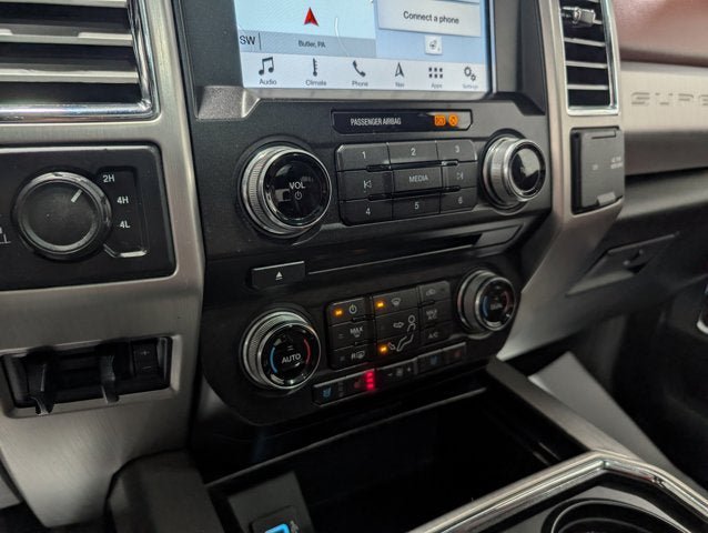Used 2018 Ford F250 Platinum w/ Platinum Ultimate Package AWD/4WD image 26