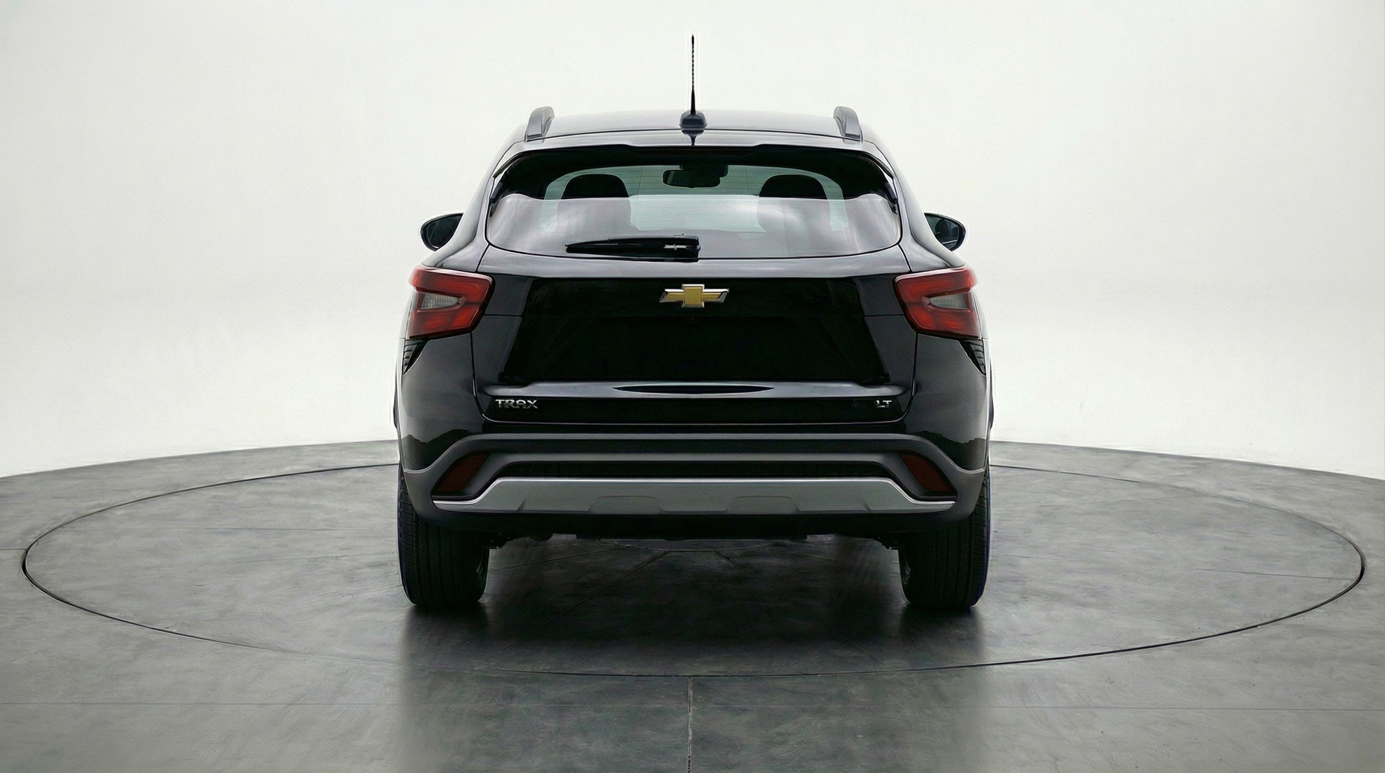 Used 2025 Chevrolet Trax LT w/ LT Convenience Package FWD image 7