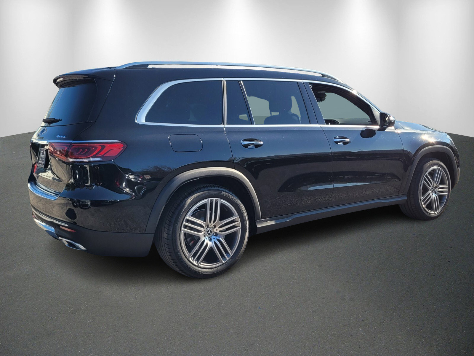 Used 2021 Mercedes-Benz GLS 450 4MATIC image 7