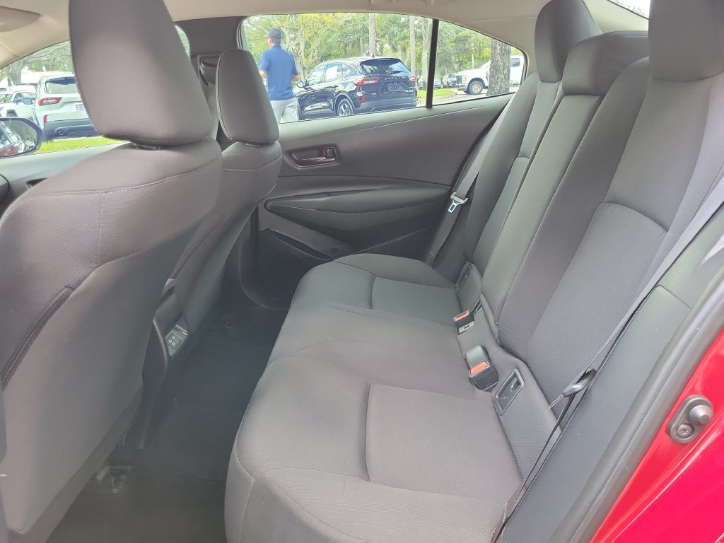 Used 2024 Toyota Corolla LE FWD image 7