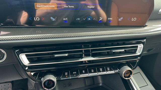 New 2027 Chevrolet Traverse Z71 AWD/4WD image 28