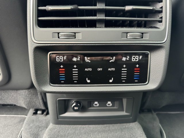 Used 2025 Audi Q7 2.0T Premium Plus w/ Premium Plus Package image 13