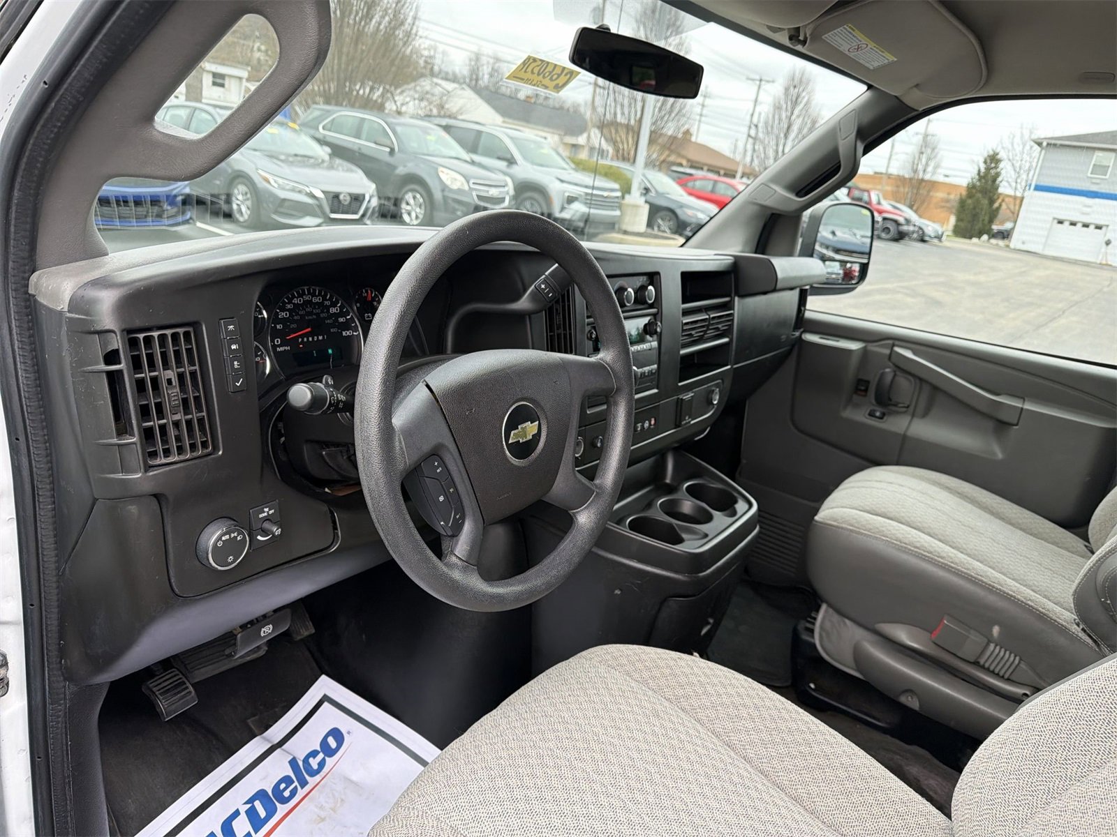 Used 2017 Chevrolet Express 3500 LT w/ LT Preferred Equipment Group image 10