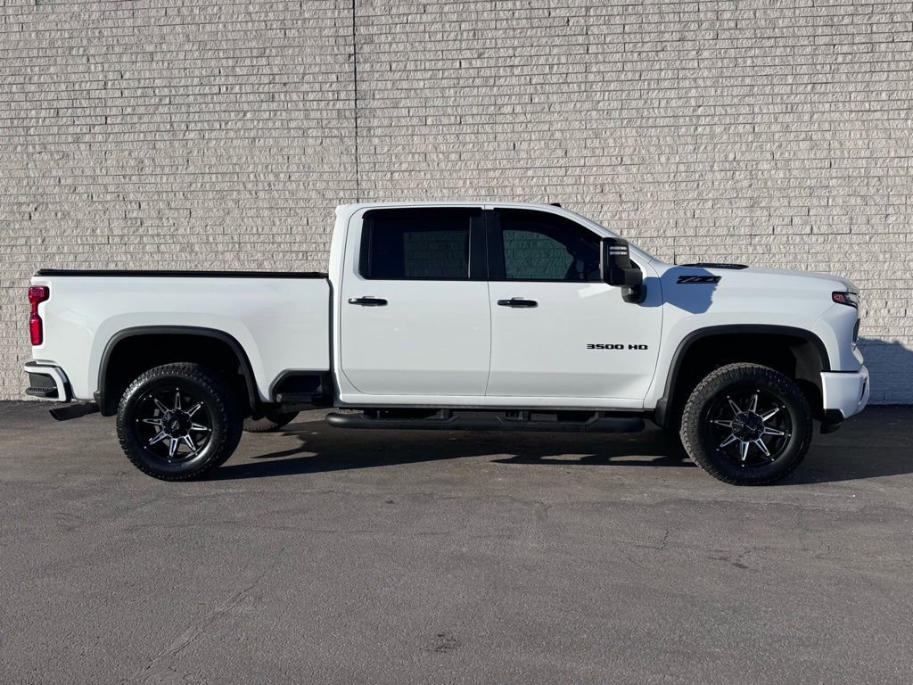 Used 2024 Chevrolet Silverado 3500 LT w/ Z71 Sport Edition image 7