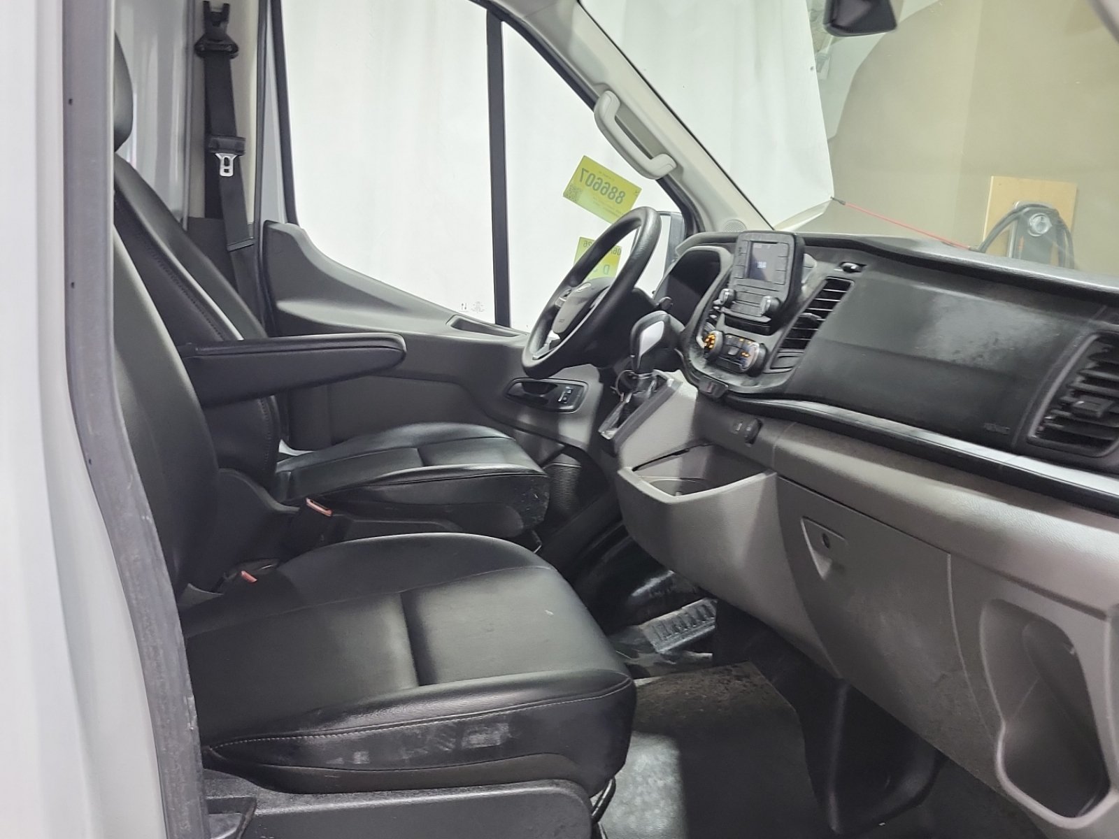 Used 2024 Ford Transit 250 148 High Roof Extended w/ Load Area Protection Package RWD image 12