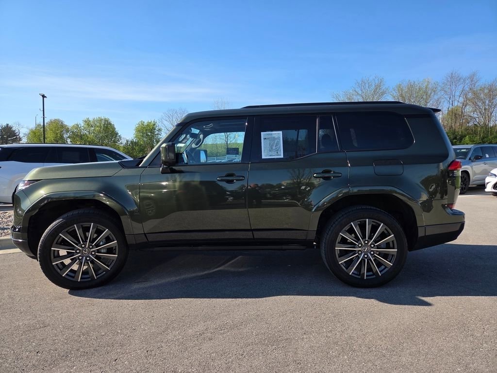 Certified 2024 Lexus GX 550 w/ Accessory Package (Z1) image 30