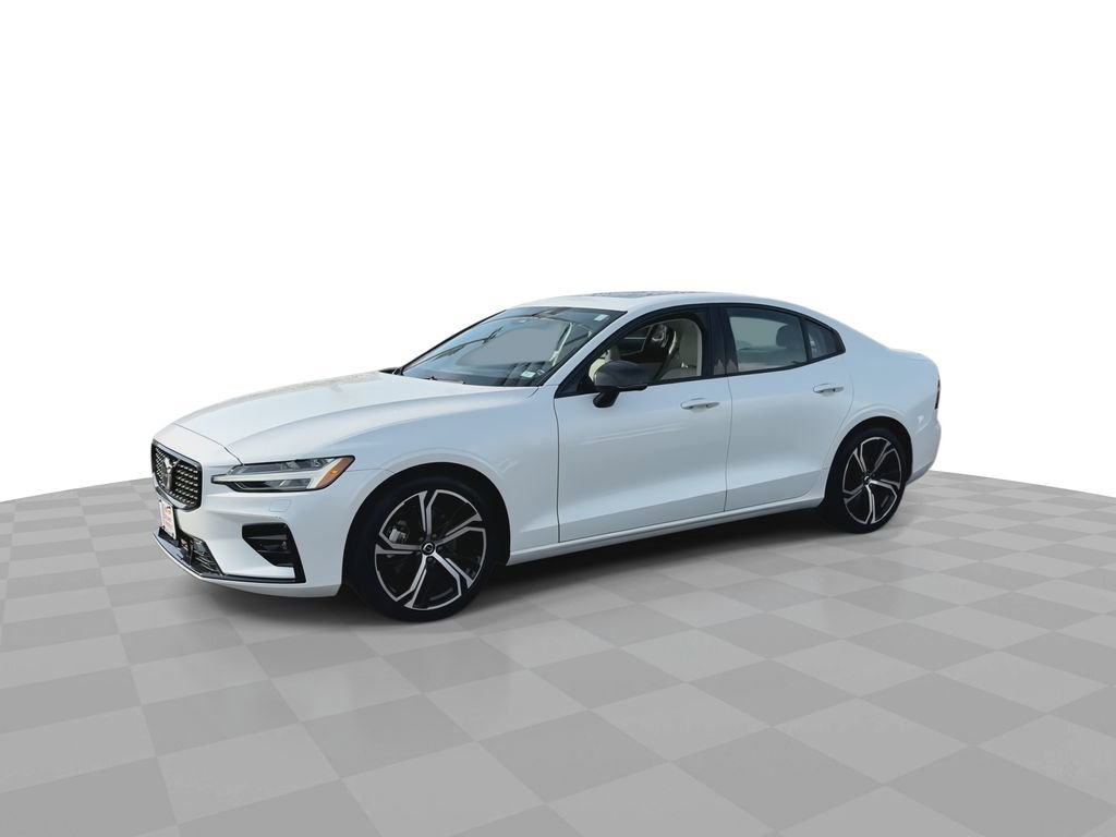 Used 2024 Volvo S60 B5 Core image 4