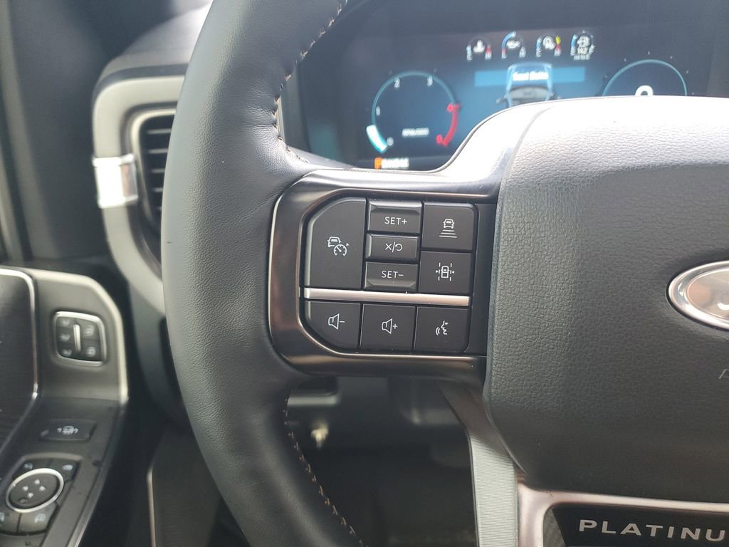 Used 2023 Ford F450 Platinum w/ FX4 Off-Road Package image 26