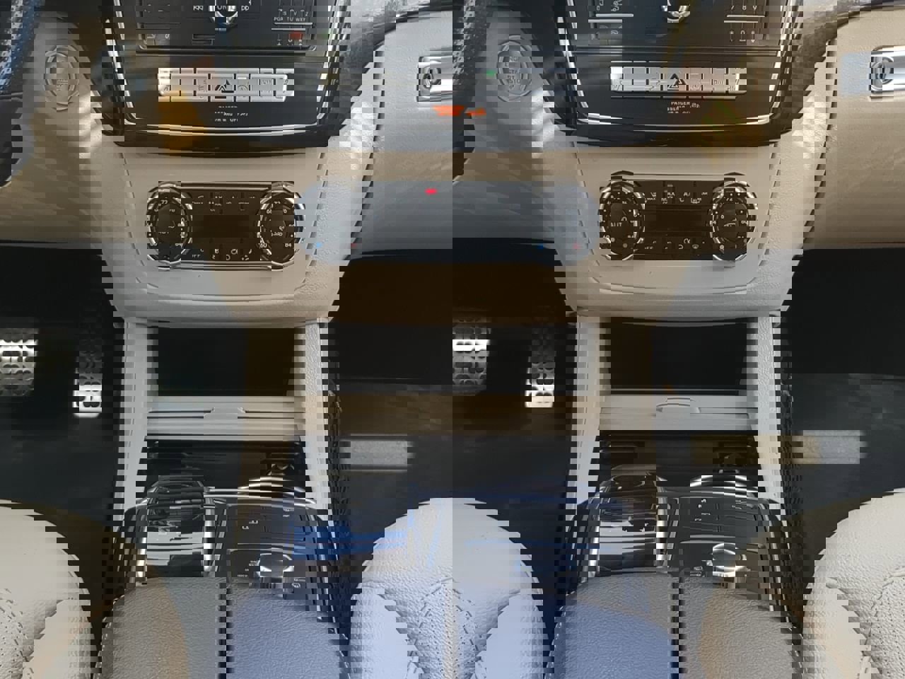 Used 2019 Mercedes-Benz GLE 400 4MATIC image 17