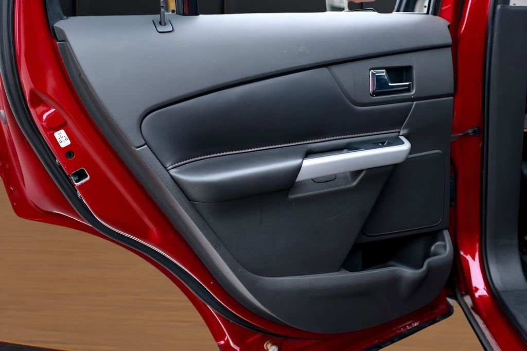 Used 2013 Ford Edge Limited image 23