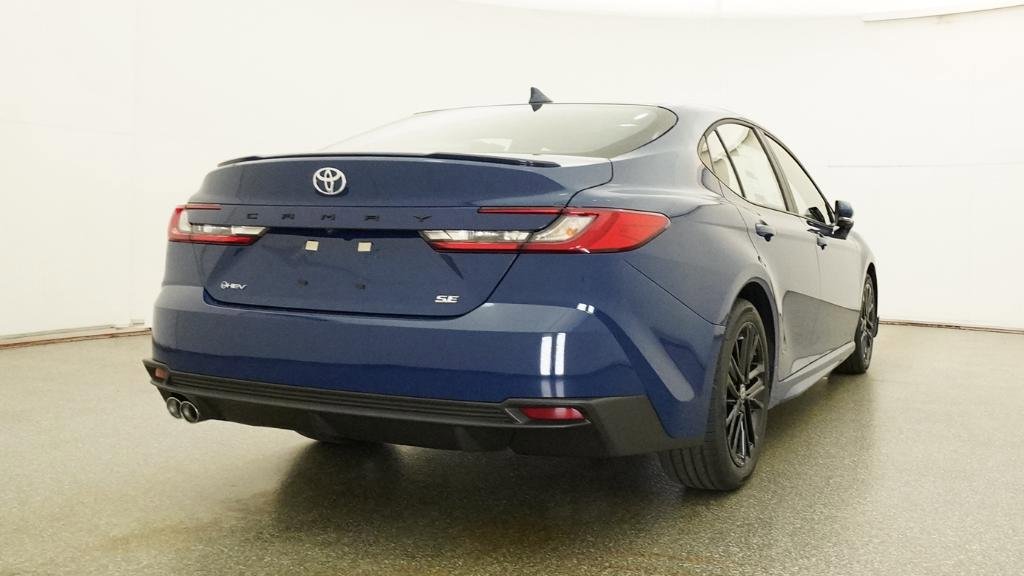 New 2026 Toyota Camry SE FWD image 11