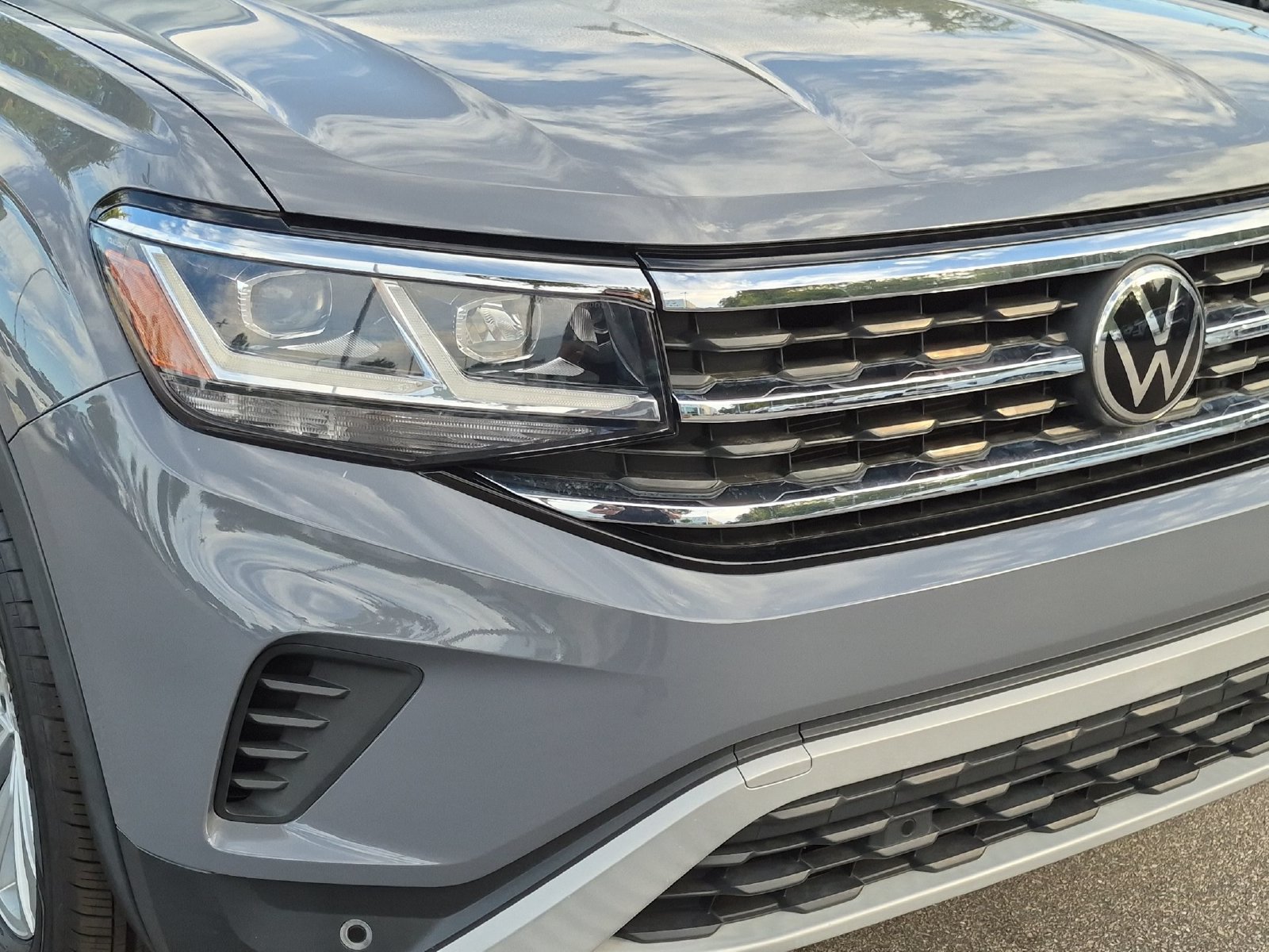 Used 2022 Volkswagen Atlas Cross Sport SE AWD/4WD image 9