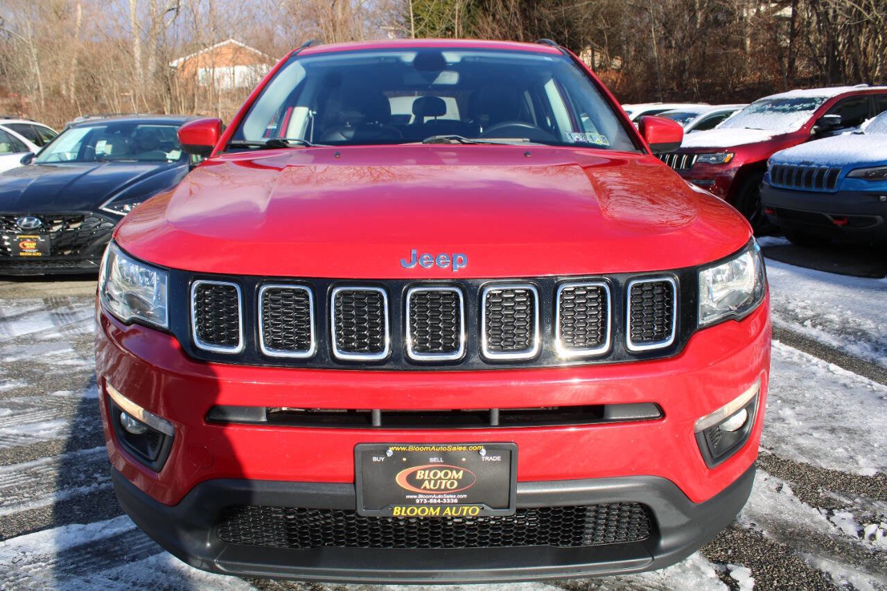 Used 2021 Jeep Compass Latitude image 3