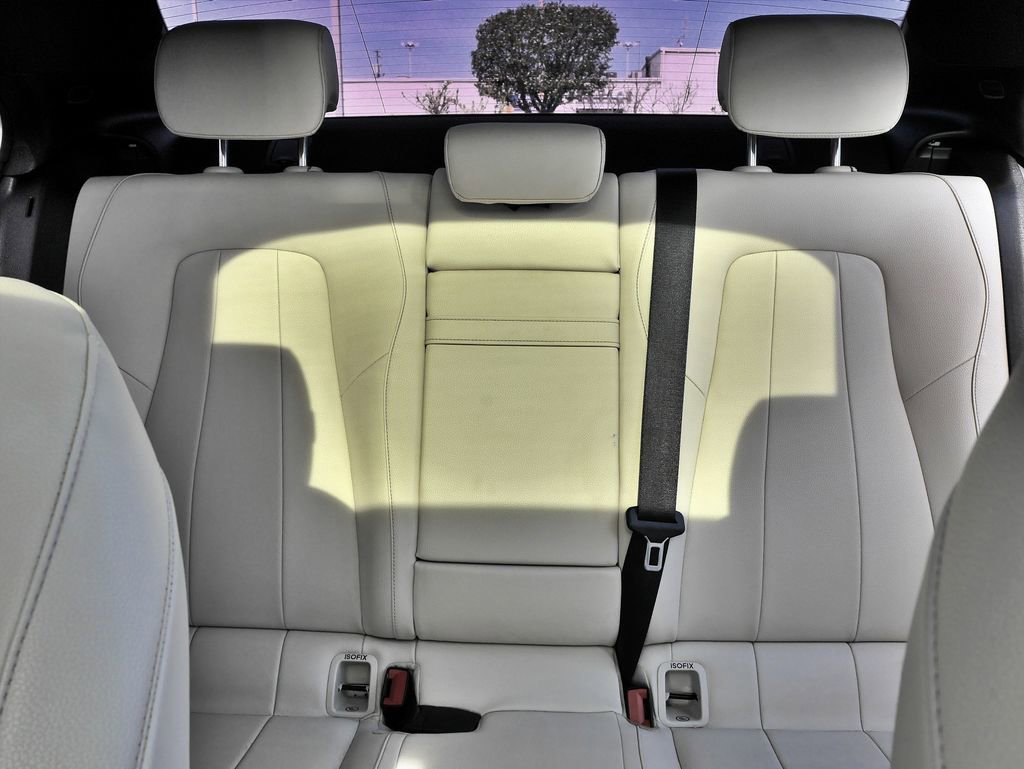 Used 2022 Mercedes-Benz A 220 4MATIC image 30