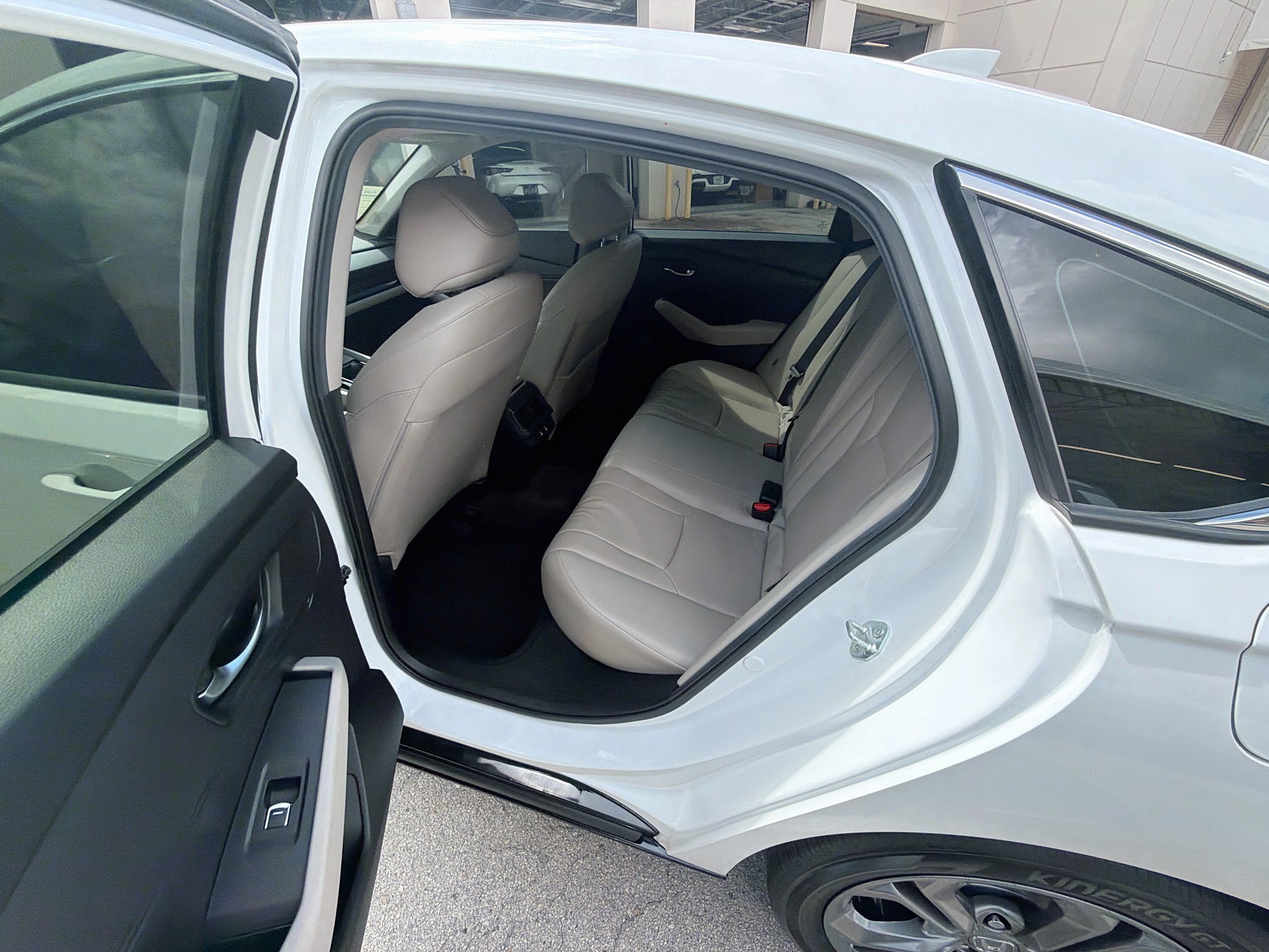 Used 2024 Honda Accord EX-L image 23