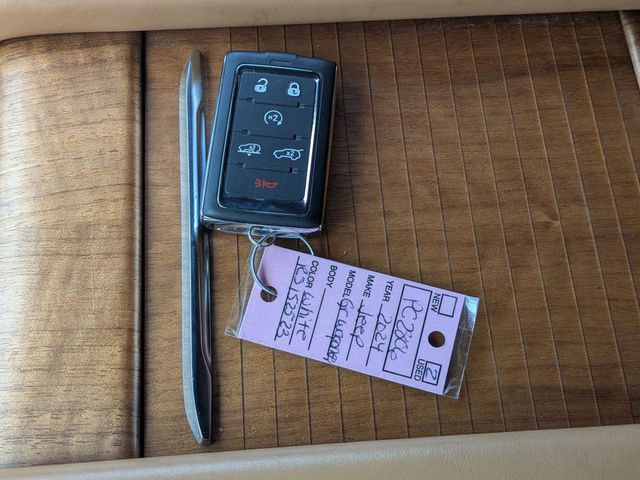 Used 2024 Jeep Grand Wagoneer Series III w/ Rear Seat Video Group 1 AWD/4WD image 29