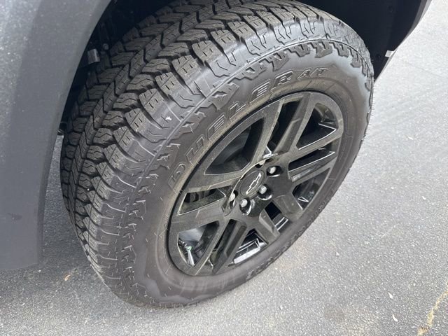 Used 2025 Chevrolet Colorado Trail Boss image 26