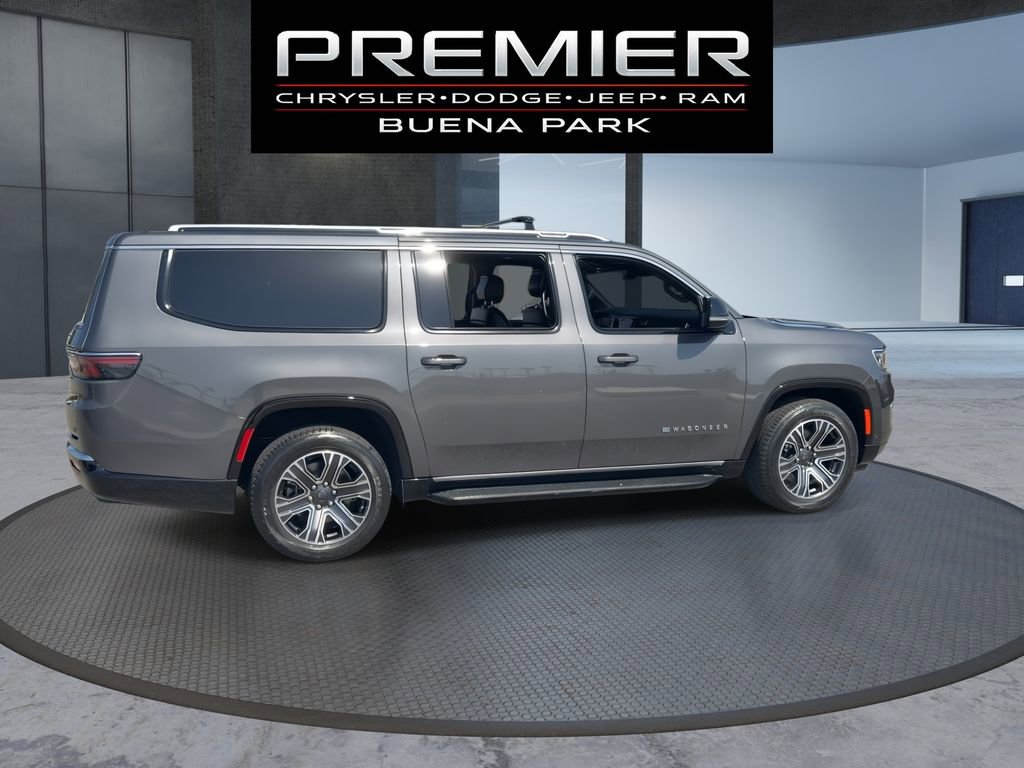 Used 2024 Jeep Wagoneer L 2WD w/ Premium Group I image 8