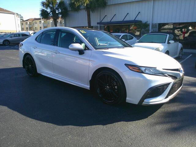 Used 2021 Toyota Camry XSE w/ Navigation Package image 2