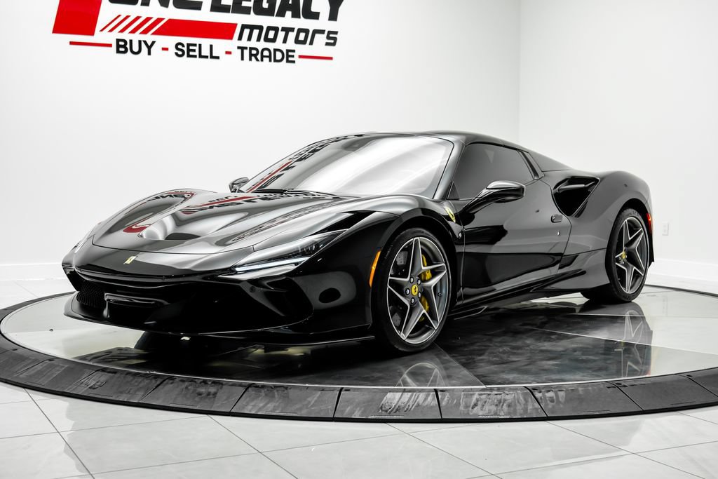 Used 2023 Ferrari F8 Tributo RWD image 2