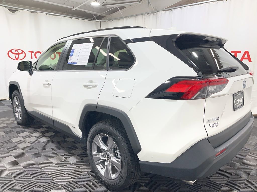 Used 2023 Toyota RAV4 XLE image 4